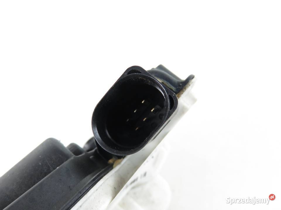 ZAMEK LEWY TYLNY VW CC 5N0839015G