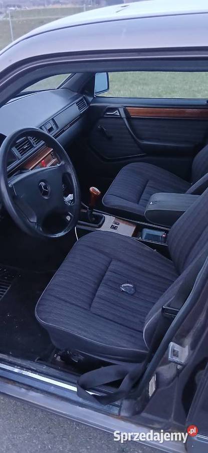 Mercedes w124 200d Bornite 75KM Dęblin