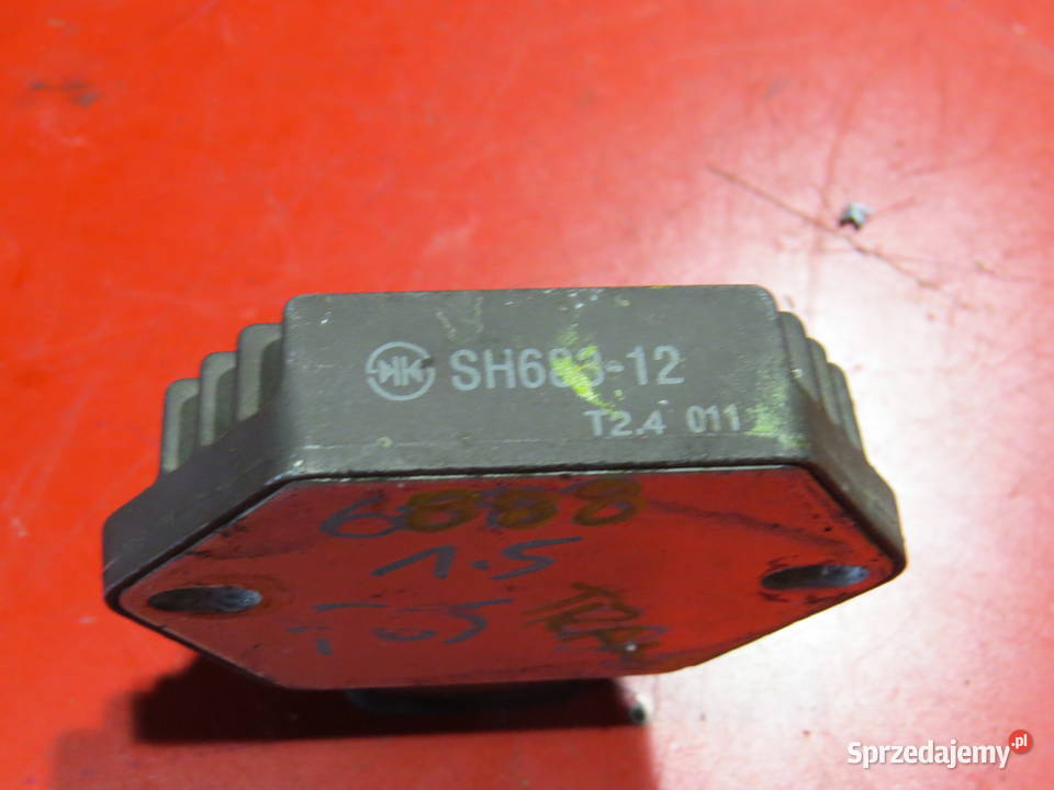 HONDA TRANSALP 650 XL regulator napięcia regler