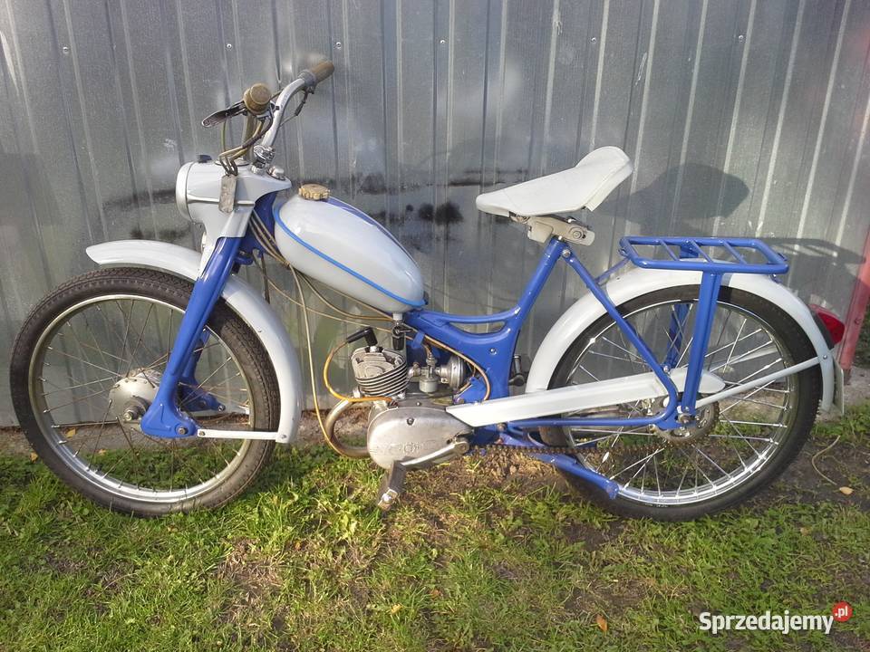 Komar 232 1968 Stare Pole