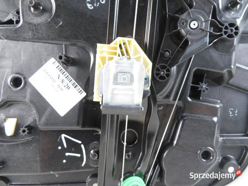 PODNOŚNIK SZYBY LEWY TYLNY INFINITI Q30