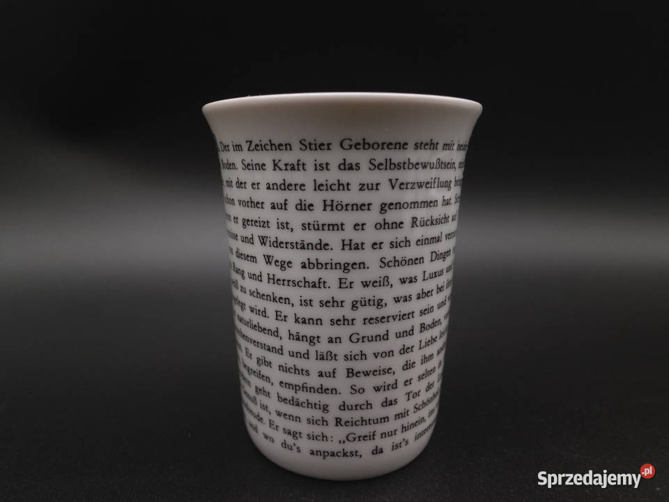 Kubek pojemnik ozdobiony wizerunkiem byka Raszków