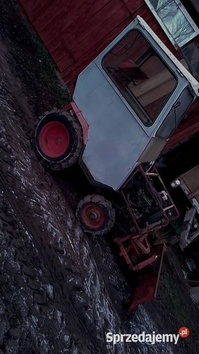 Traktor urwis KMZ 012 Makowlany