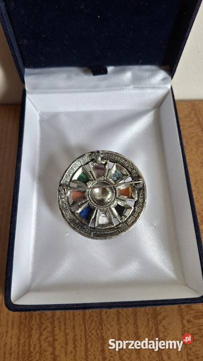 Zabytkowa broszka wykonana Miracle Lublin