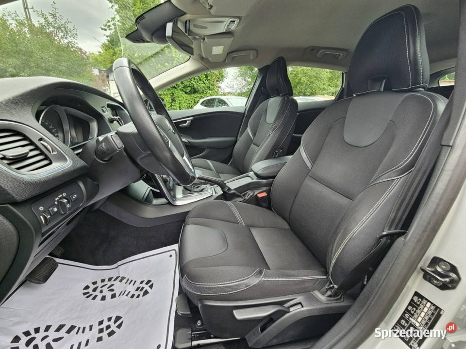 Volvo V40 20d 150 5 cylindrów Geartronic Xenon nawigacja V40 Opoczno