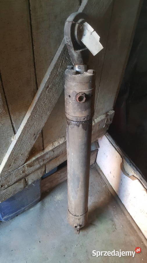 Siłownik hydrauliczny do ładowacza cyklop