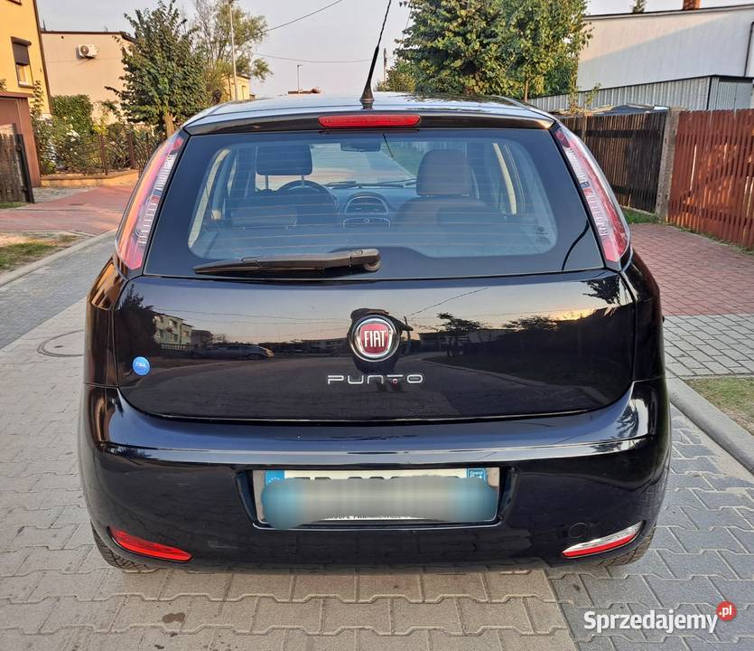 Fiat Punto 12benzyna 2017r Rok produkcji 2017 wielkopolskie Jarocin sprzedam