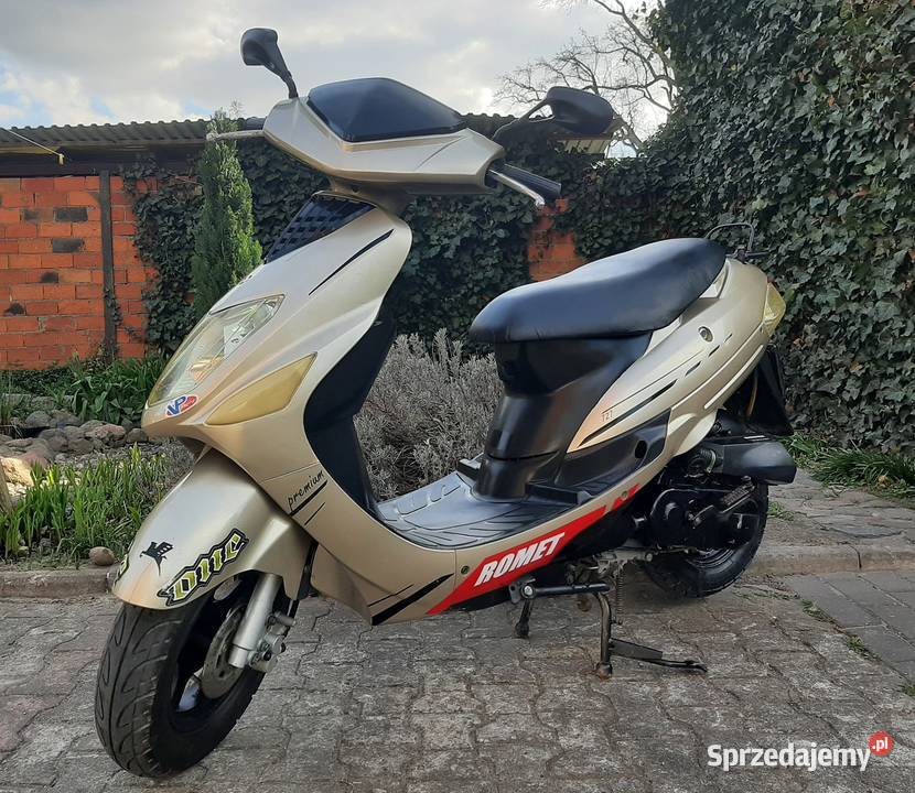 Ładny skuter Romet 727 PREMIUM 5080 4t 2013r Tuczno