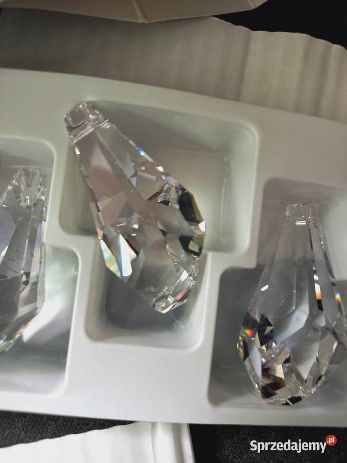 Kamyki Swarovski Ostrowiec Świętokrzyski sprzedam