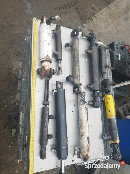 Mały Siłownik hydrauliczny tłok wielkopolskie Strzyżew sprzedam