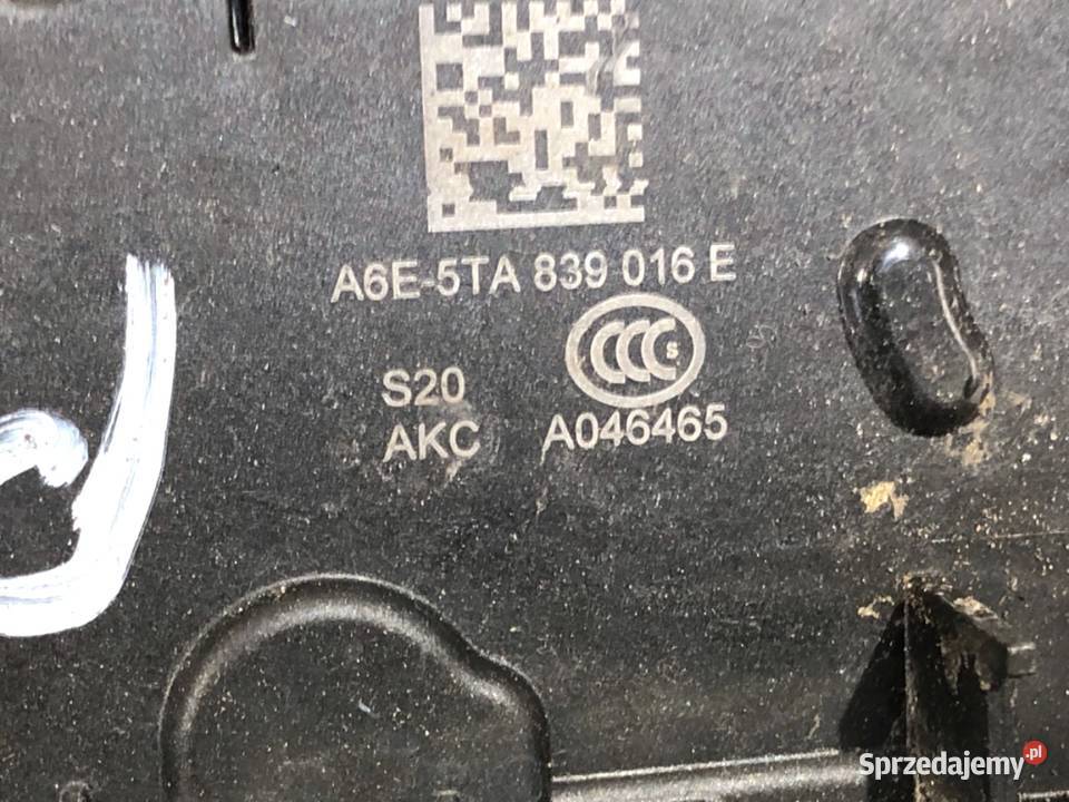 ZAMEK DRZWI PRAWY TYŁ SKODA KAROQ Hatchback podkarpackie sprzedam