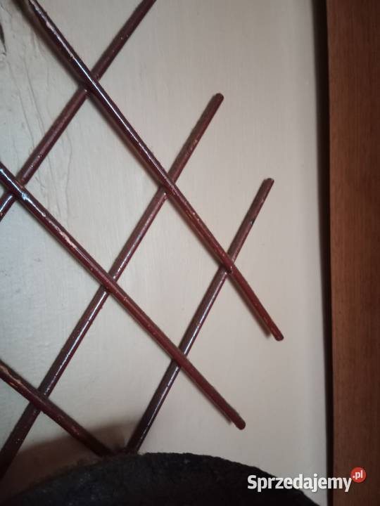 Kultowy kwietnik ścienny PRL Metaloplastyka śląskie