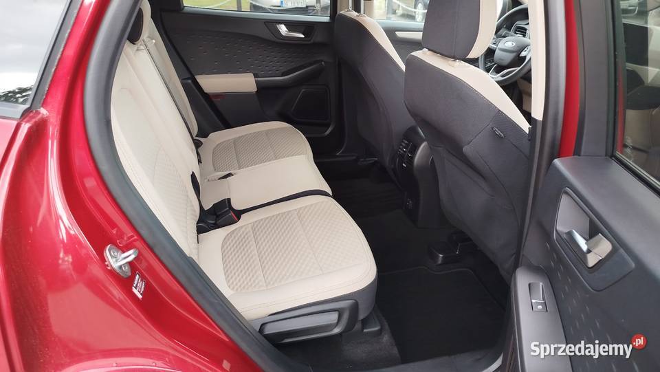 Ford Escape 15 benzyna 180 Wyposażony Zadbany nawigacja Bytów