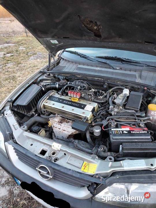 Opel Vectra B 18 16v na części gazem drzwi Sawin sprzedam