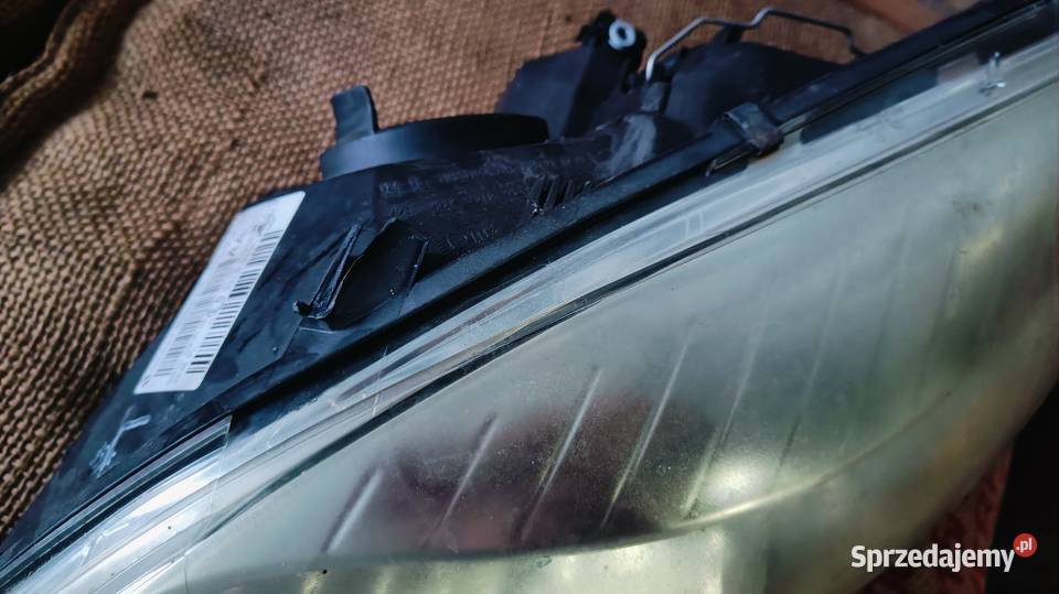 Reflektor lampa lewa przód Renault Megane 3 Przemyśl