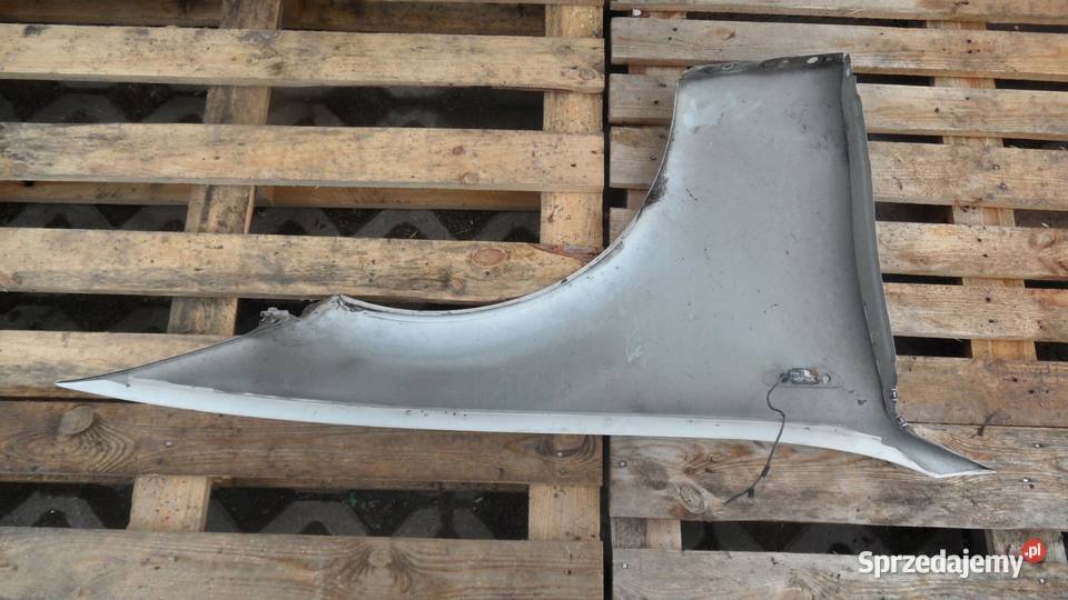 BMW E81 E87 LIFT 11r HB 5D błotnik lewy przód
