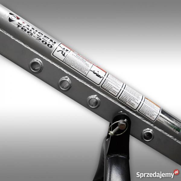 Wiertnica ciągnikowa obsługuje wiertła o sprzedam