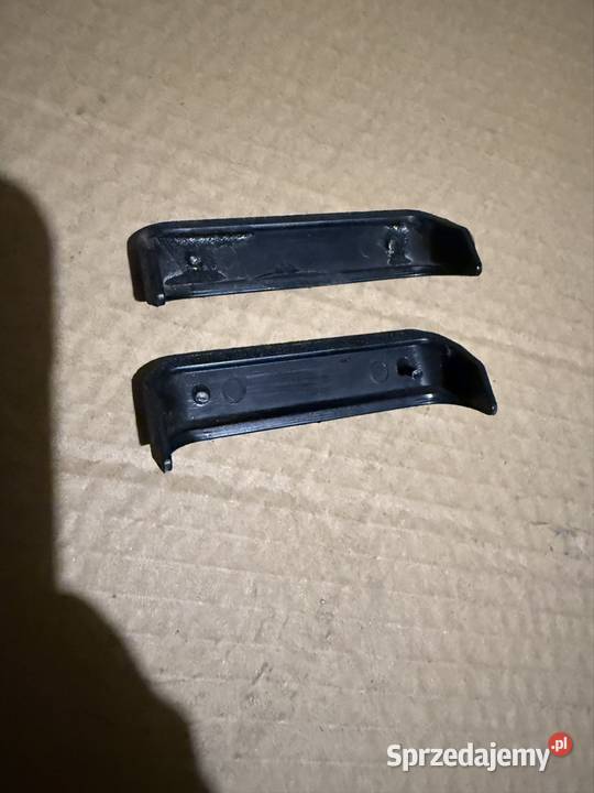 Wykończenie tapicerki słupka środkowego BMW e24 Tapicerki samochodowe śląskie Mszana