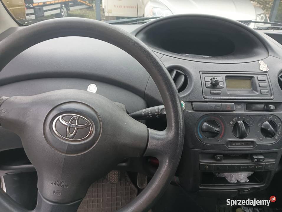 Toyota yaris 10 benzyna 4 cyl wspomaganie Sochaczew