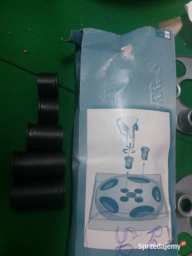 Fikuśne Alu kołpaki R15 imitacja Alu felg Warszawa