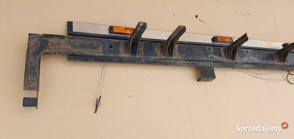 RENAULT MAGNUM PODŁUŻNICA LEWA Bieleń