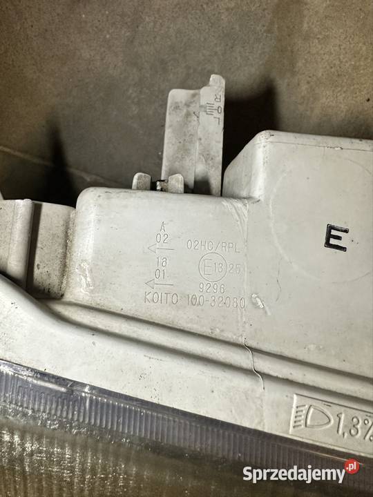 10032080 Reflektory suzuki grand vitara KOITO terenowe Łazy