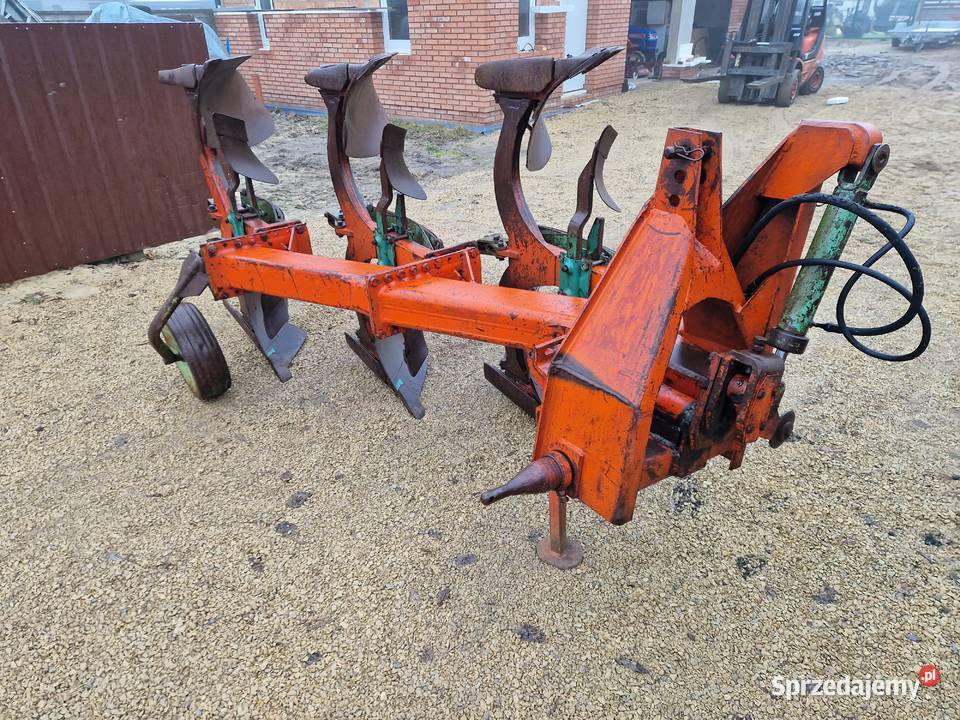 pług obrotowy Kverneland E1 3 skiby resor łódzkie Zelów