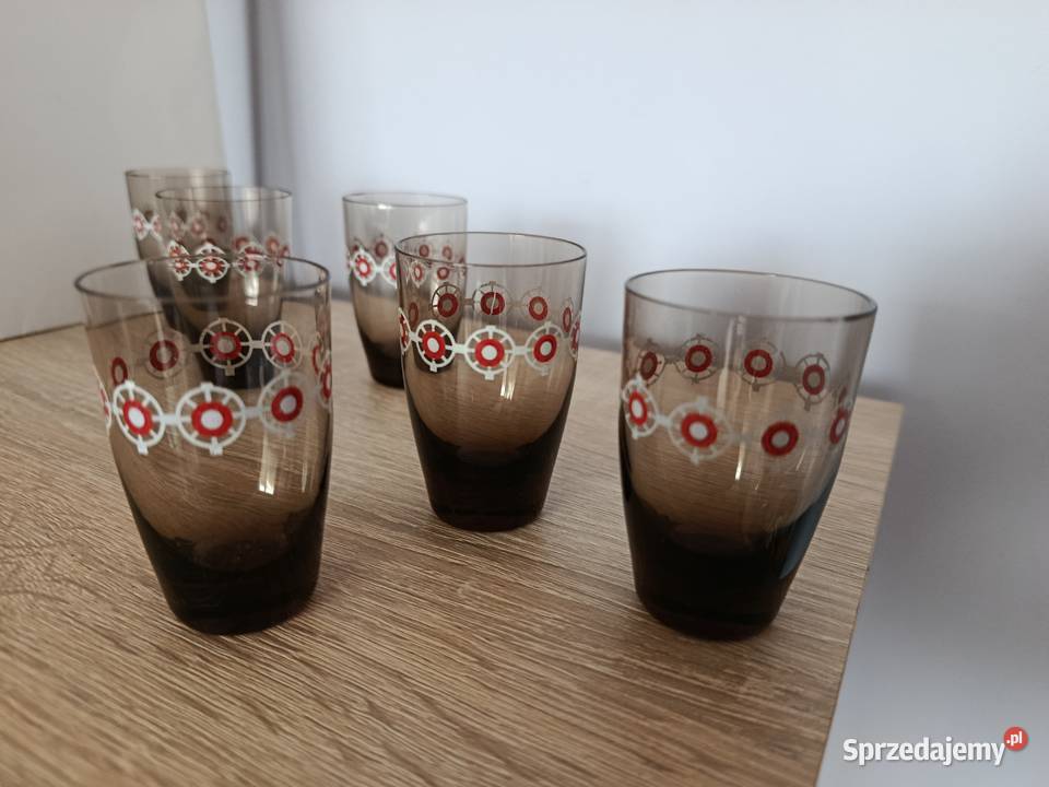 Brązowe kieliszki do wódki likieru Porcelana i szkło podkarpackie Stalowa Wola