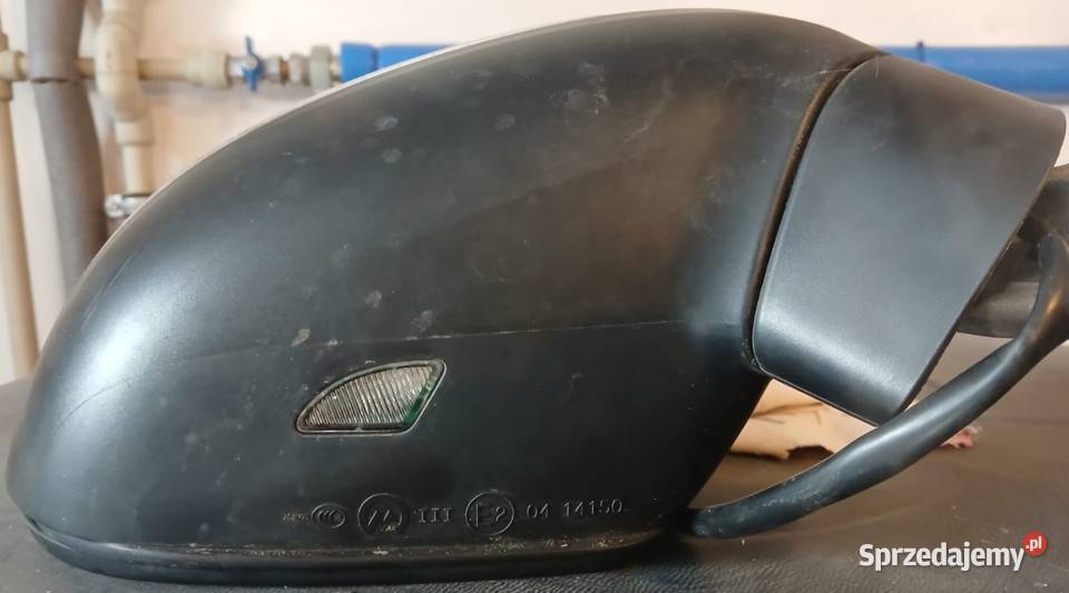 VW Passat B8 prawe lusterko Rok produkcji 2017 Borzytuchom