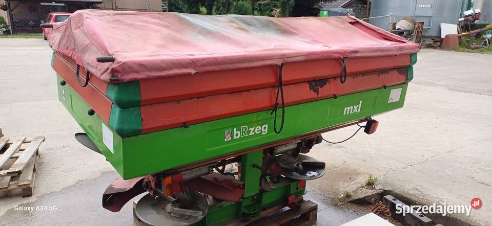 Rozsiewacz nawozów unia MXL 1600l Rozsiewacze nawozów pomorskie Pszczółki