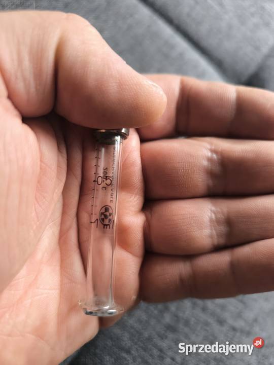 Zabytkowa malutka szklana strzykawka 1ml do 200 Radomsko