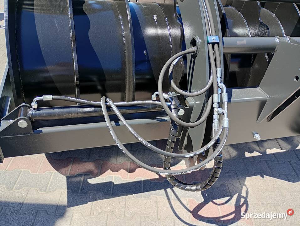 Wał Pryzmowy MT2 z bocznym dociskiemMetal Legnica