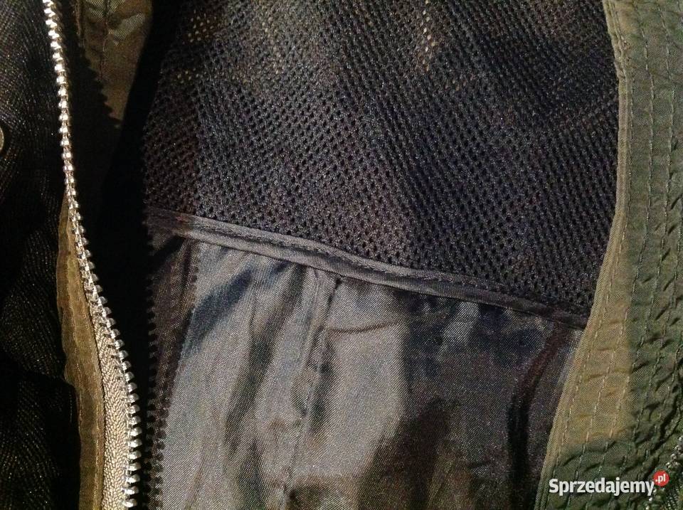 Cienka Kurtka Parka Khaki Damska BERSHKA XS Kurtki i płaszcze Nowa Sól