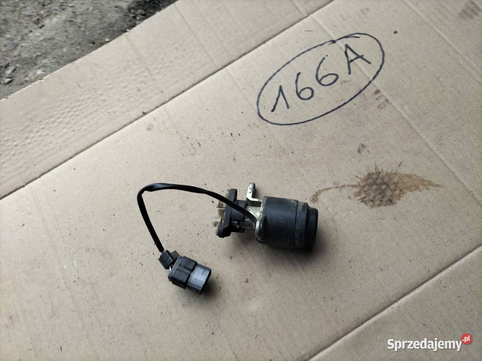 AUDI 80 B4 ZAMEK ZAMKI KLAPY TYŁ TYLNEJ osobowe lubelskie Kamień-Kolonia