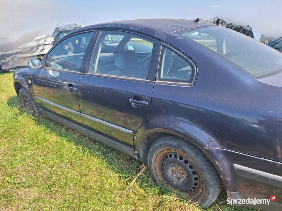 Samochód Volkswagen Passat B5 19TDI 110 CZĘŚCI Wisznice