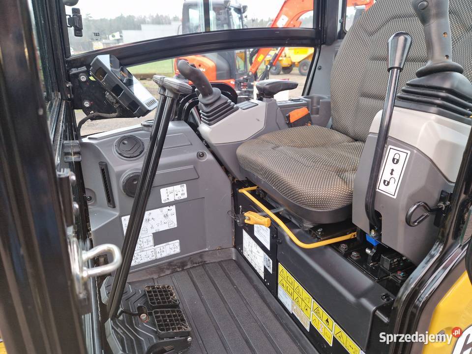 Minikoparka CAT 3018 2023r przebieg 500mtg Ryżki