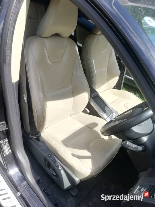 Komplet foteli kanapy plus boczki Volvo XC60 12r osobowe łódzkie Zduńska Wola