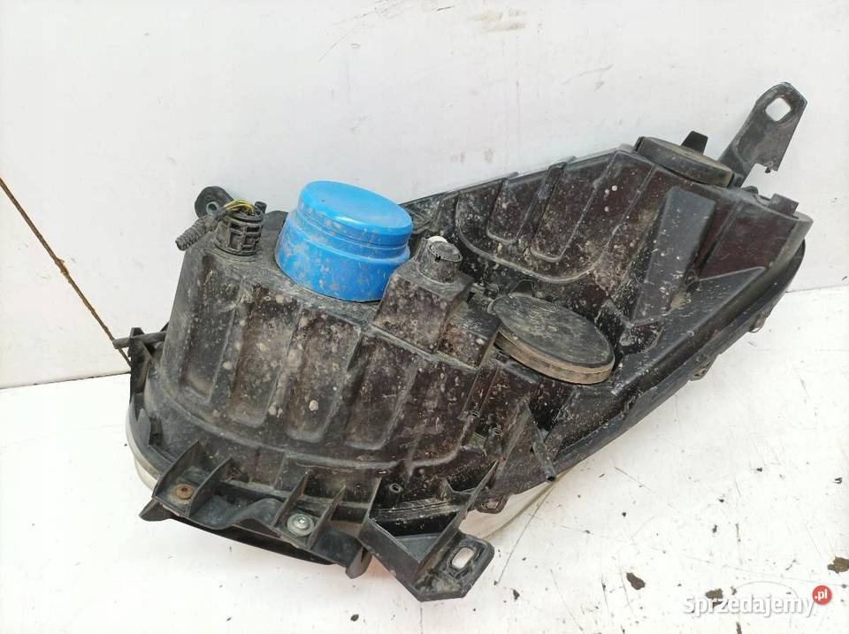 LAMPA PRZÓD PRAWA Fiat Doblo II 2009