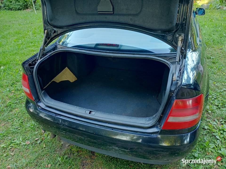 Audi A4 B5 19tdi 2000r sedan A4 Lublin