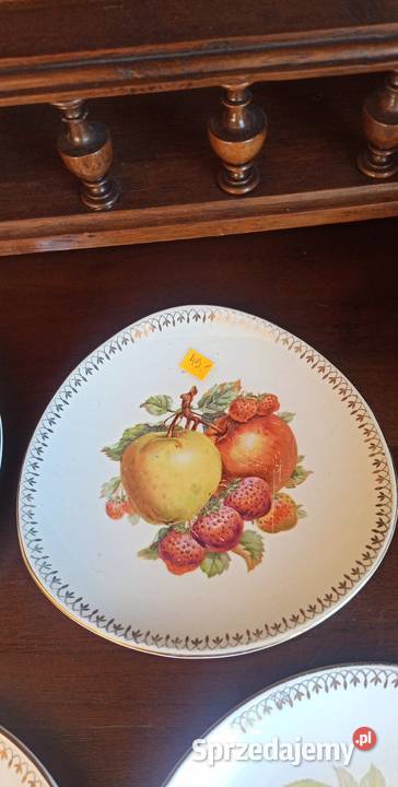 Patera Orzechy i winogrona
Sygnowana