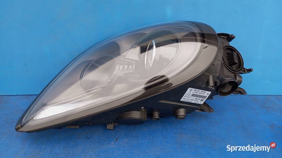 LAMPA PRAWY PRZÓD IGŁA CIEMNA PORSCHE 981 Nowy Tomyśl sprzedam