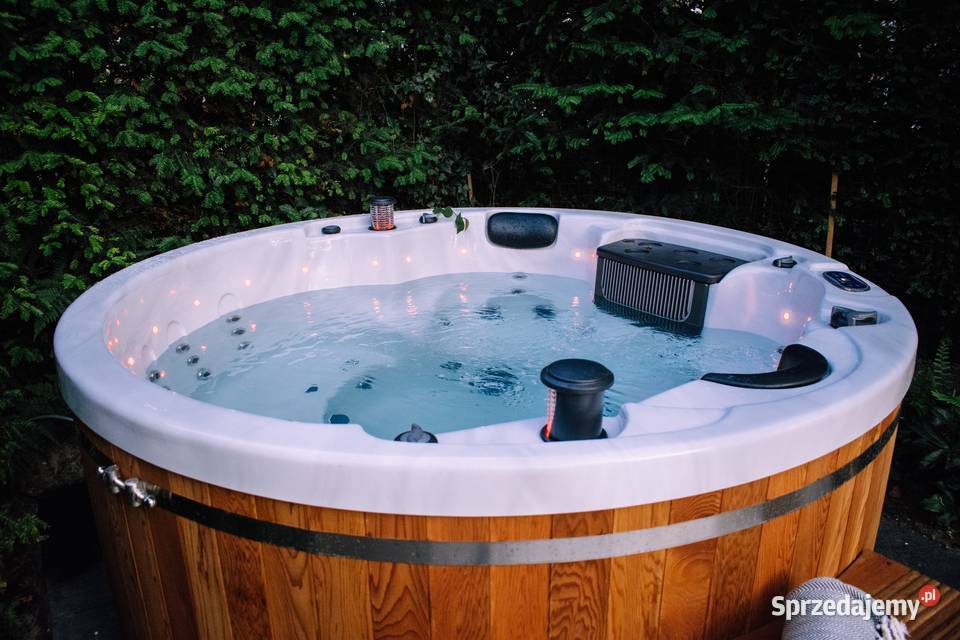 6 osobowe Jacuzzi Ogrodowe LED raty 0 filtracja Andrychów