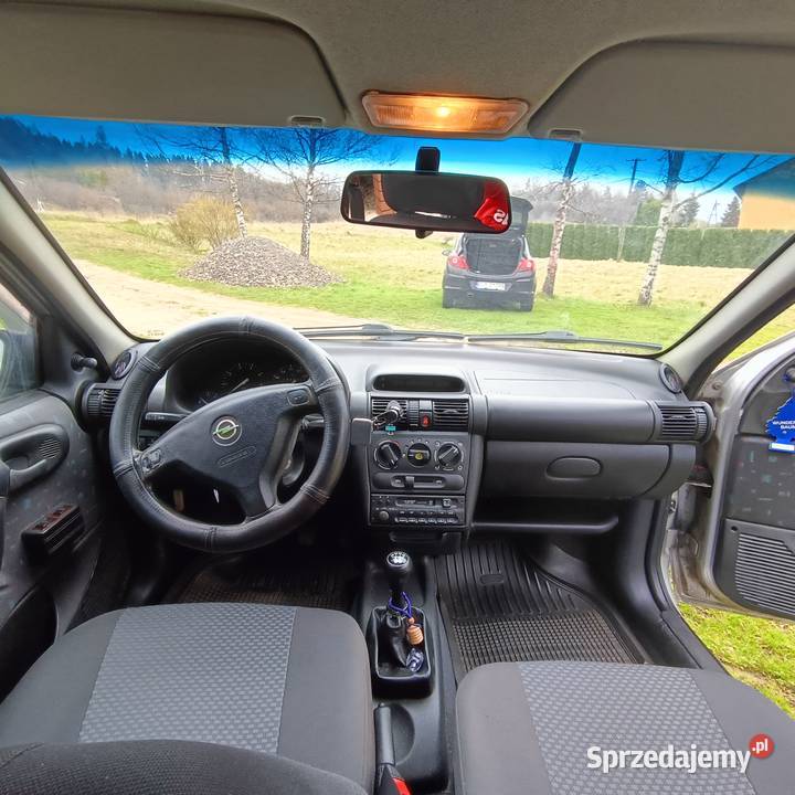 Opel Corsa 10 Benzyna 1999 Opel Łukawica sprzedam