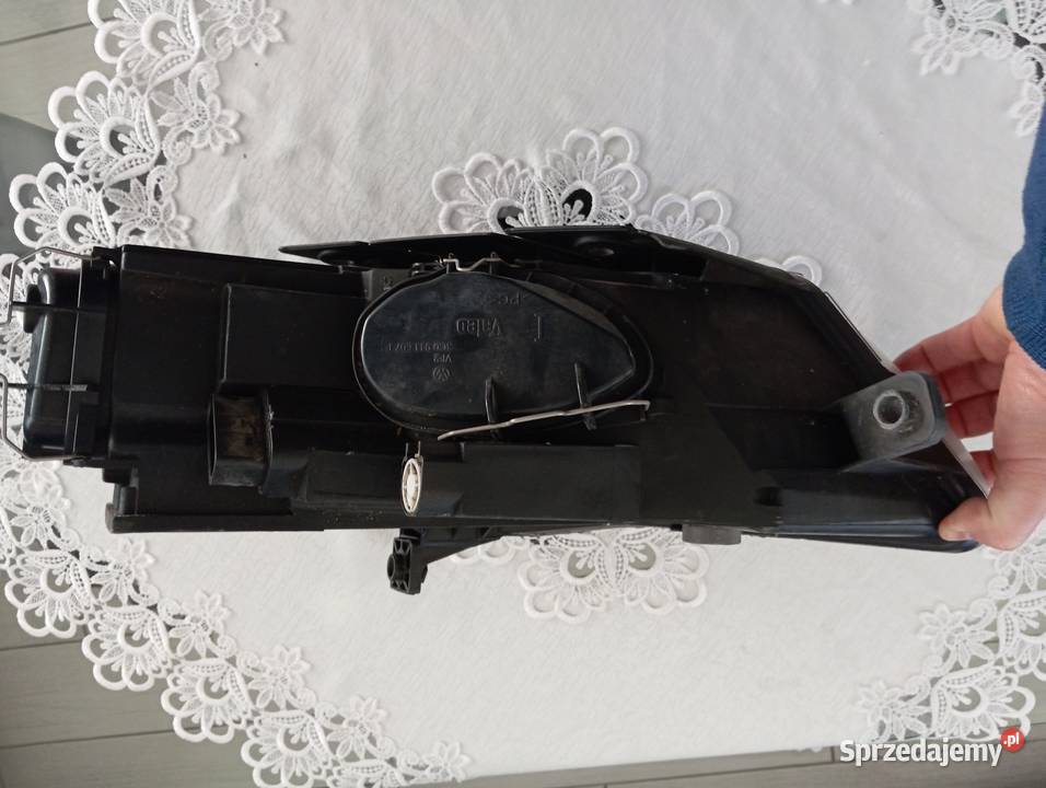 Lampa Lewa VW PASSAT B6 Xenenon Skrętny Lubin