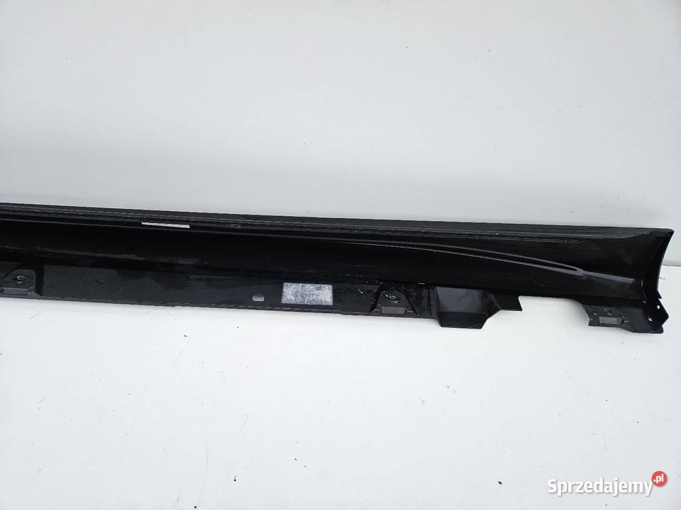 MERCEDES W206 AMG LISTWA PROGOWA PRAWA PRÓG osobowe Międzychód