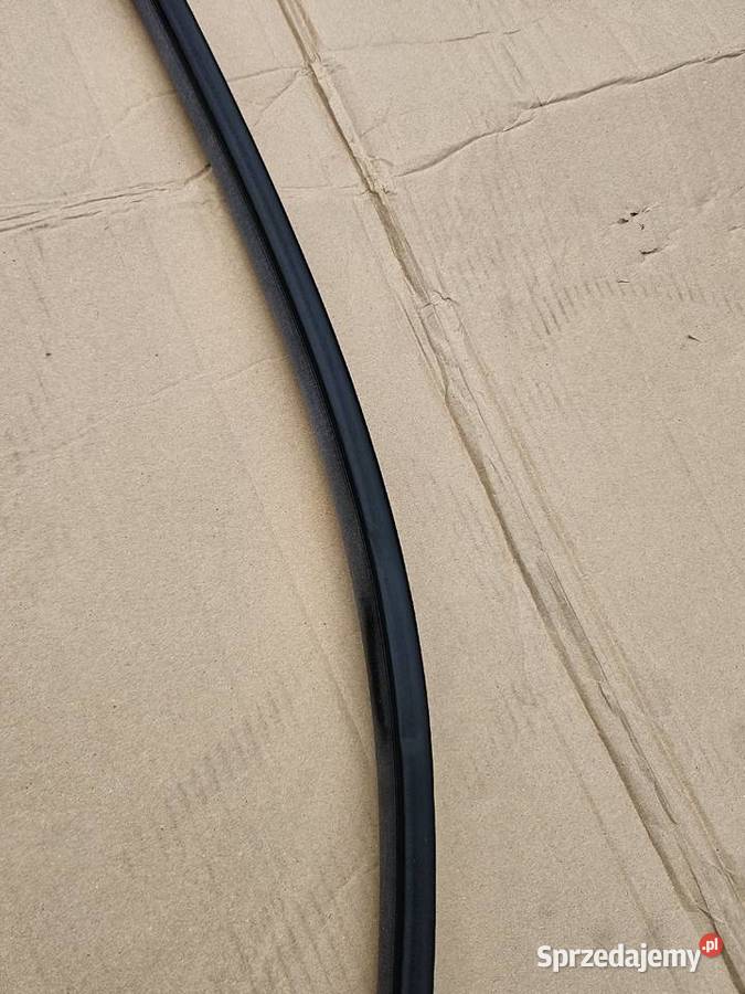 Uszczelka drzwi tylnych Bmw e32 Lewa prawa osobowe lubelskie Lublin