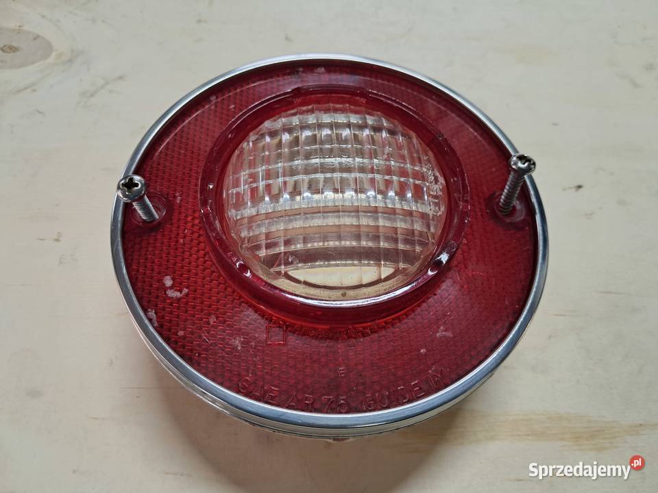 Chevrolet Corvette C3 lampy tył 7579r 4 osobowe mazowieckie