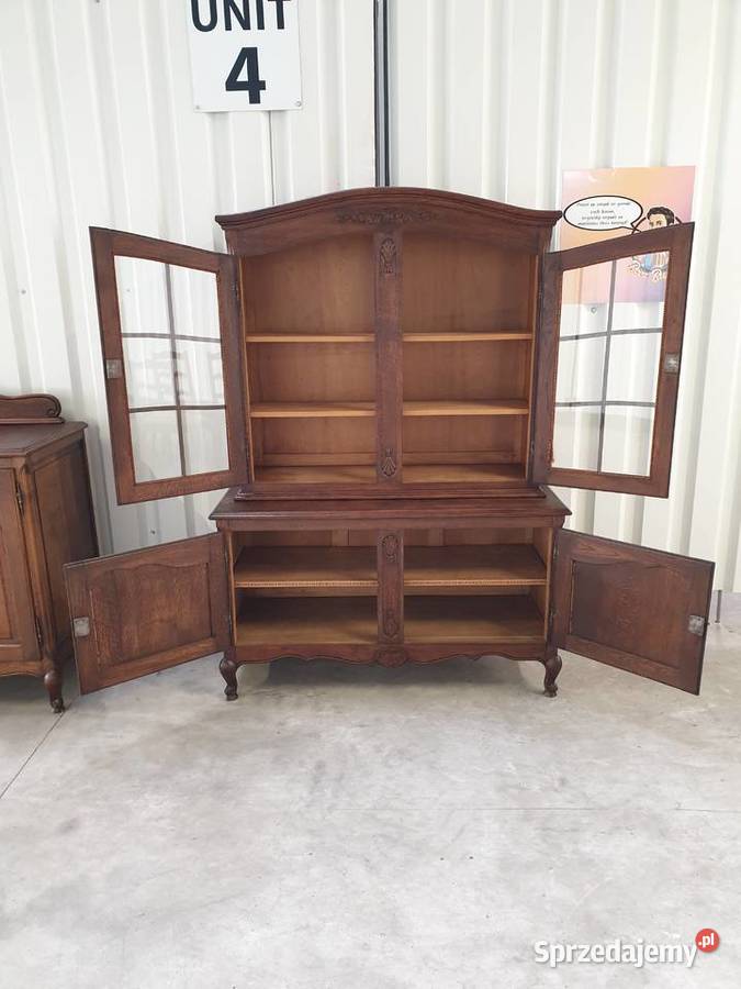 Piękna witryna w stylu ludwikowskim z Francji Warszawa