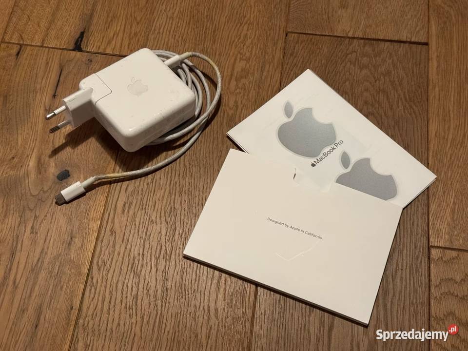MacBook Pro 16 2019 Intel i9 16 GB RAM 1 TB SSD 16GB Zamość sprzedam