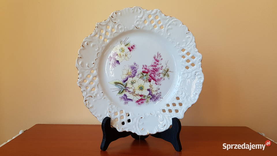 Stary ażurowy porcelanowy talerz talerzyk kwiaty Porcelana i szkło Dąbrowa Górnicza sprzedam